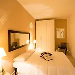 Rearduinoivrea Hotel apartamentowy Ivrea