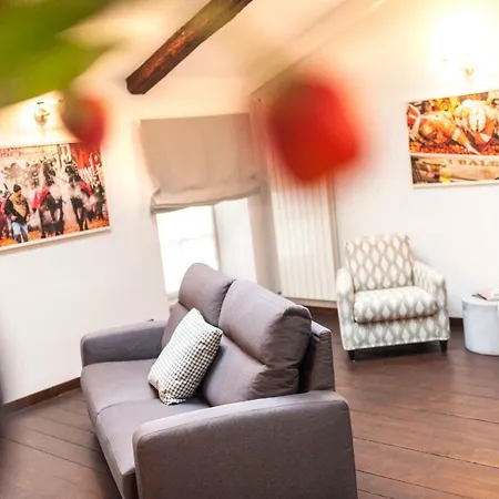 Apart Otel Rearduinoivrea 4*