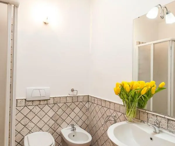 Aparthotel Rearduinoivrea 4*