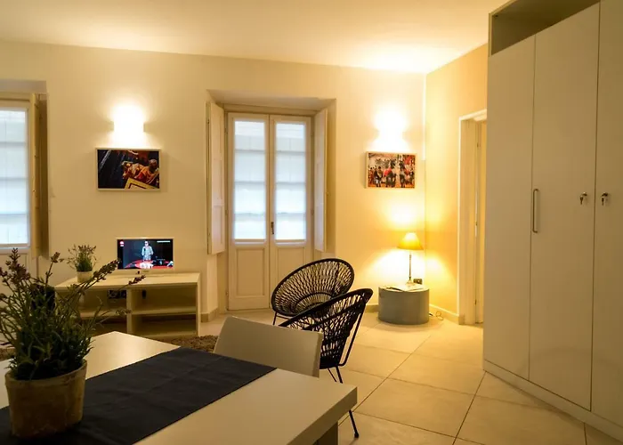 Aparthotel Rearduinoivrea 4*