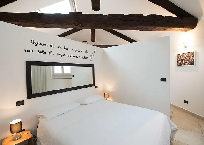 Aparthotel Rearduinoivrea 4*